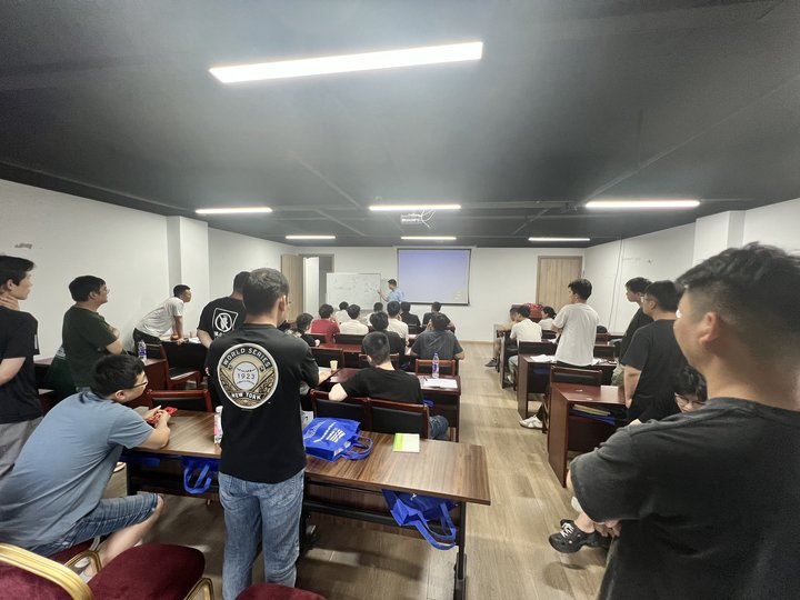 浙江寧波船級社磁粉培訓(xùn)班濟(jì)寧魯科提供磁粉探傷設(shè)備
